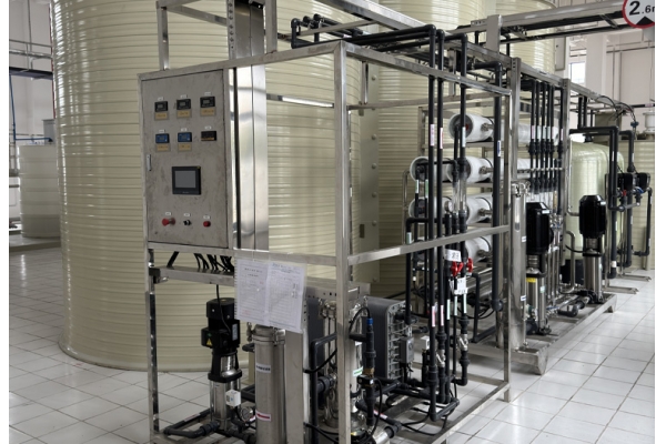 Introduction to electronic-grade chemical reagents